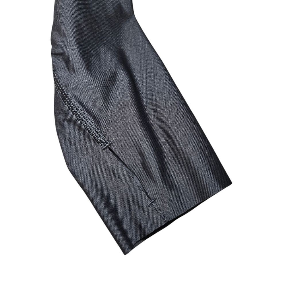 ❌️SOLD❌️ Lululemon Waterside Relaxed UVP Long Sleeve - Black - Picture 7 of 8